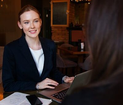 business-3560924__340