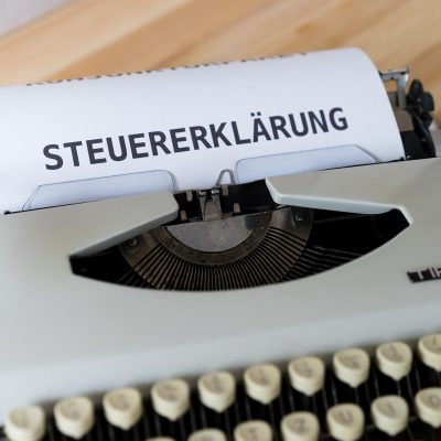 tax-return-5275917_1920