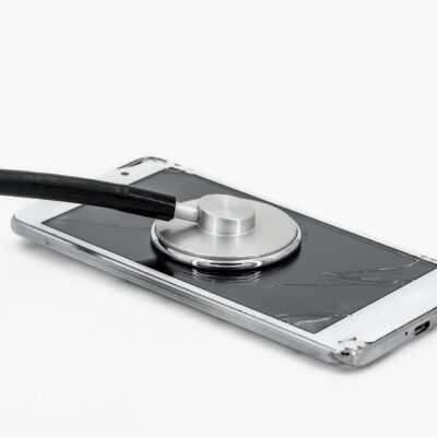 mobile-g77cb61f87_1920