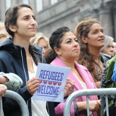 refugees-welcome-g932a57453_1920