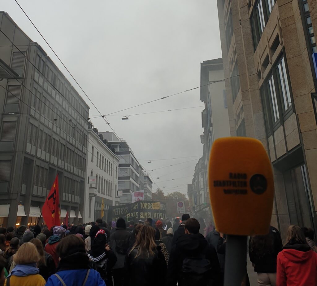 Am Samstag 2. November wurde in den Winterthurer Strassen für mehr bezahlbaren Wohnraum demonstriert.